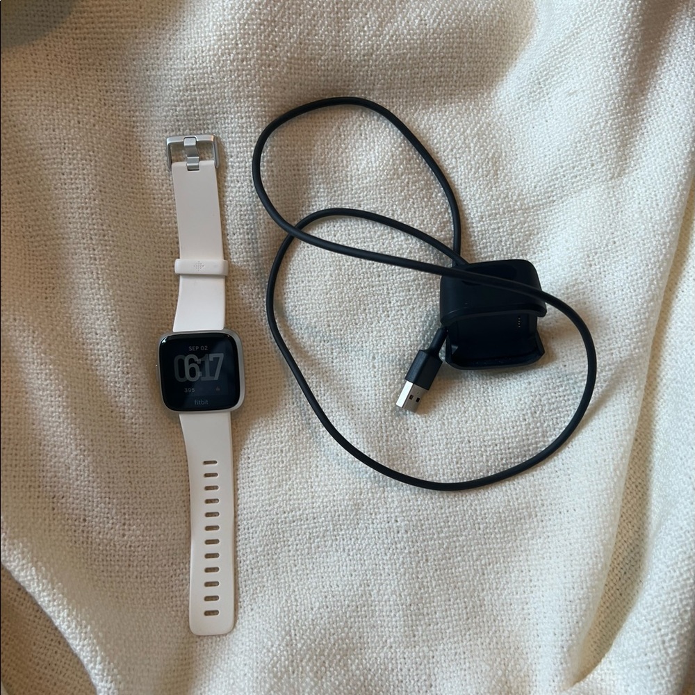 COPY - Fitbit Versa Lite
